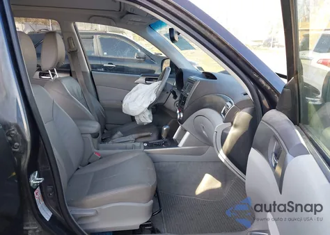 2010 Subaru Forester 2.5X Limited from USA, damaged, VIN JF2SH6DC7AH736267